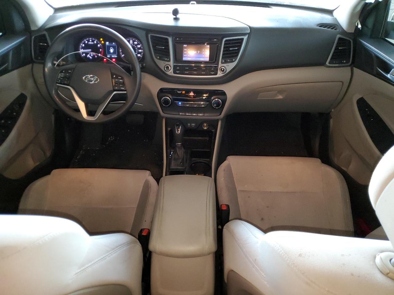 2017 Hyundai Tucson - Image 8