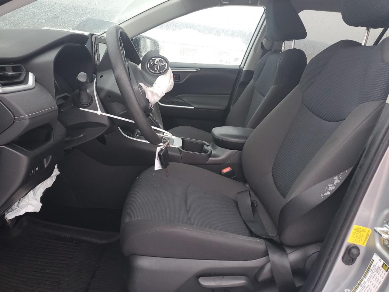 2022 Toyota RAV 4 - Image 7