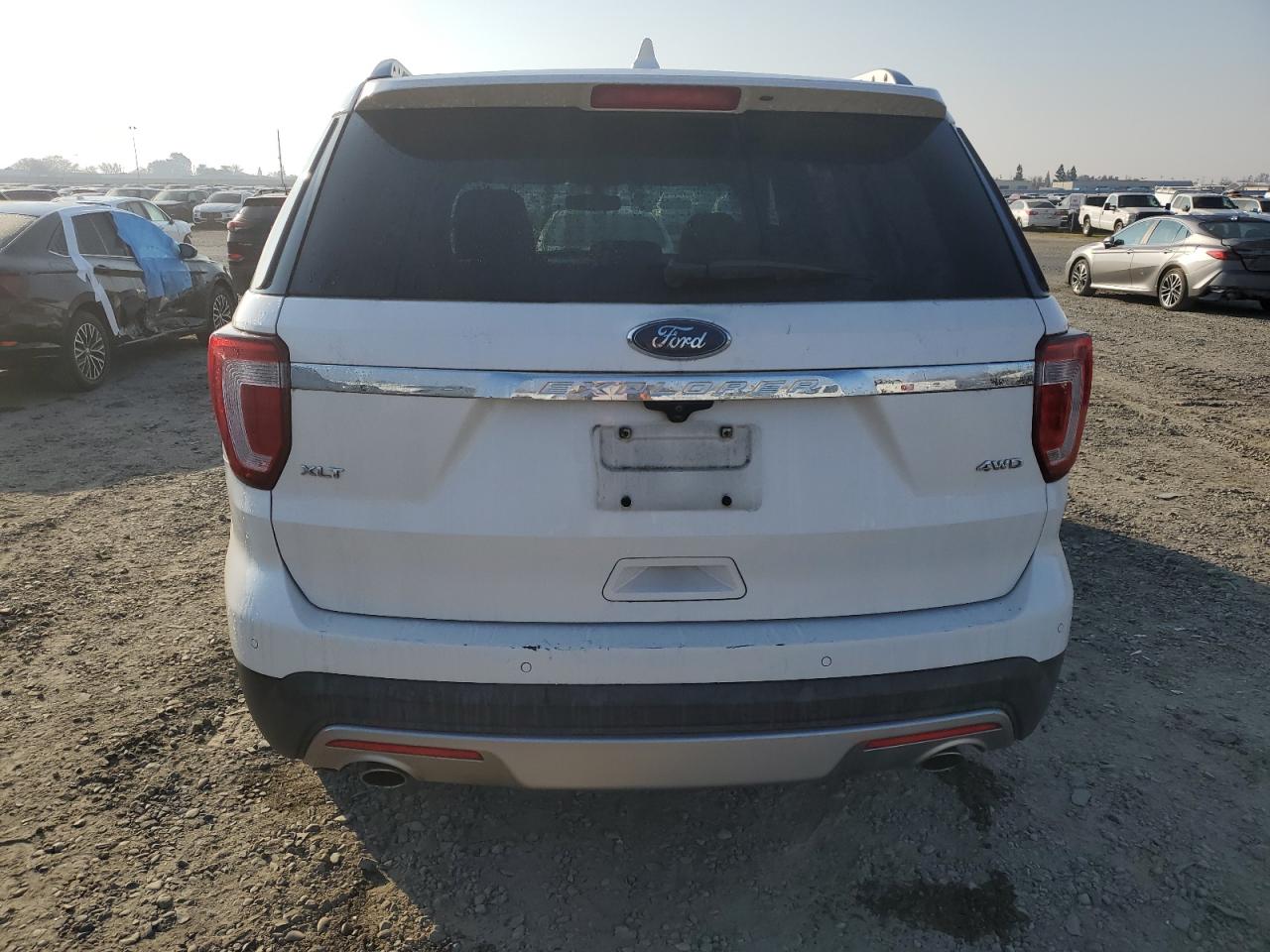 2016 Ford Explorer - Image 6
