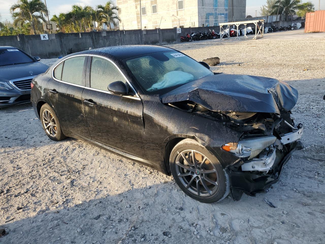 2018 Alfa Romeo Giulia - Image 4