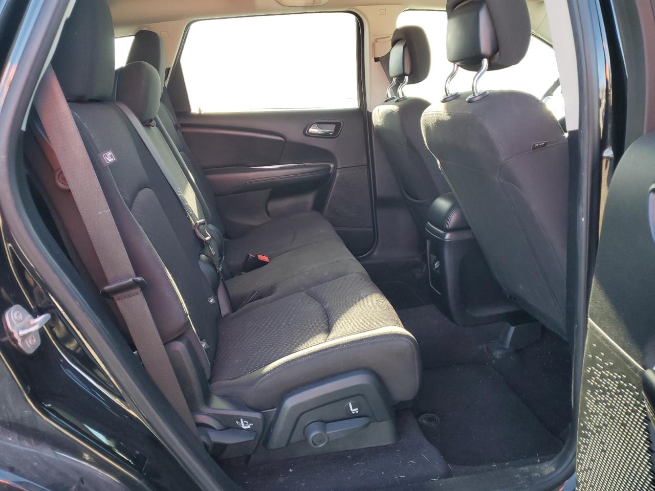 2018 Dodge Journey - Image 11