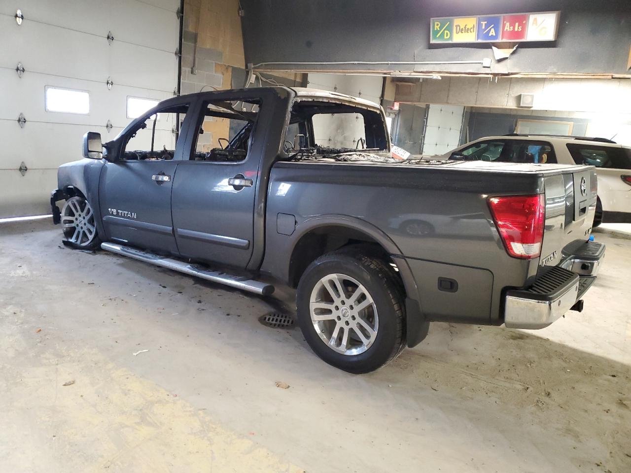 2012 Nissan Titan - Image 2