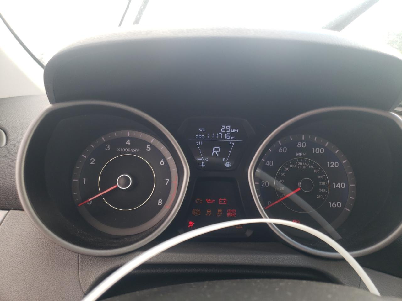 2012 Hyundai Elantra - Image 9