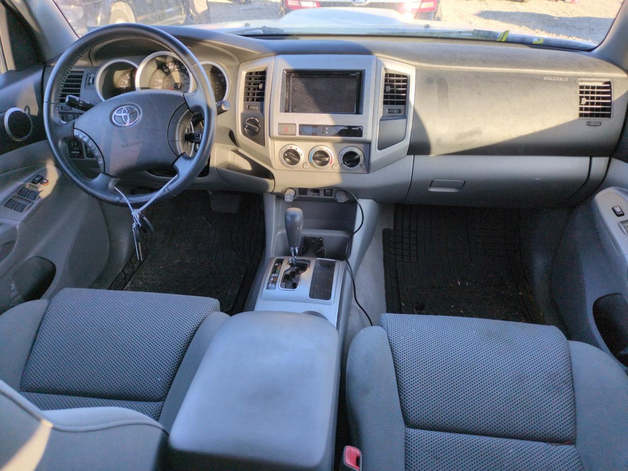 2009 Toyota Tacoma - Image 8