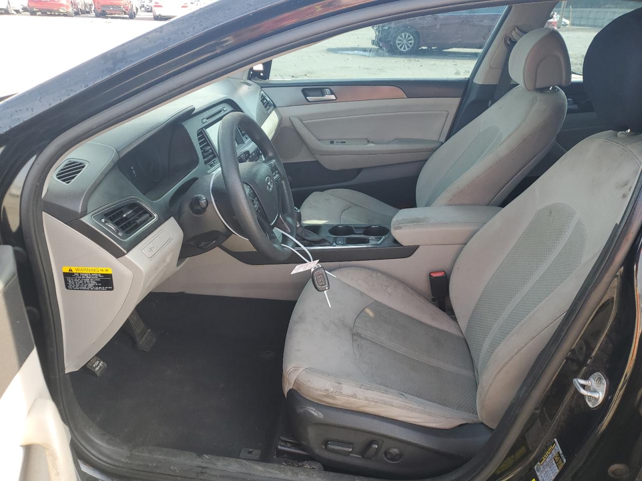 2017 Hyundai Sonata - Image 7