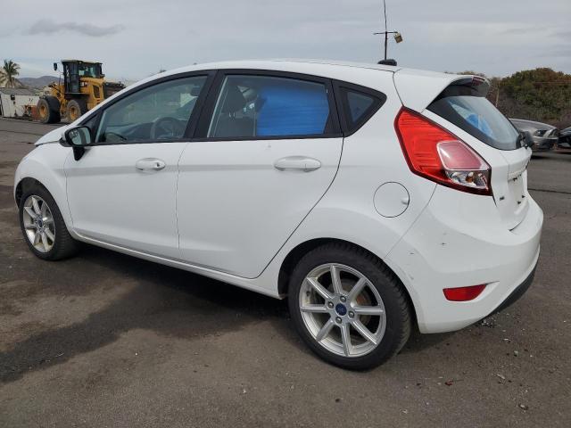  FORD FIESTA 2017 Белы