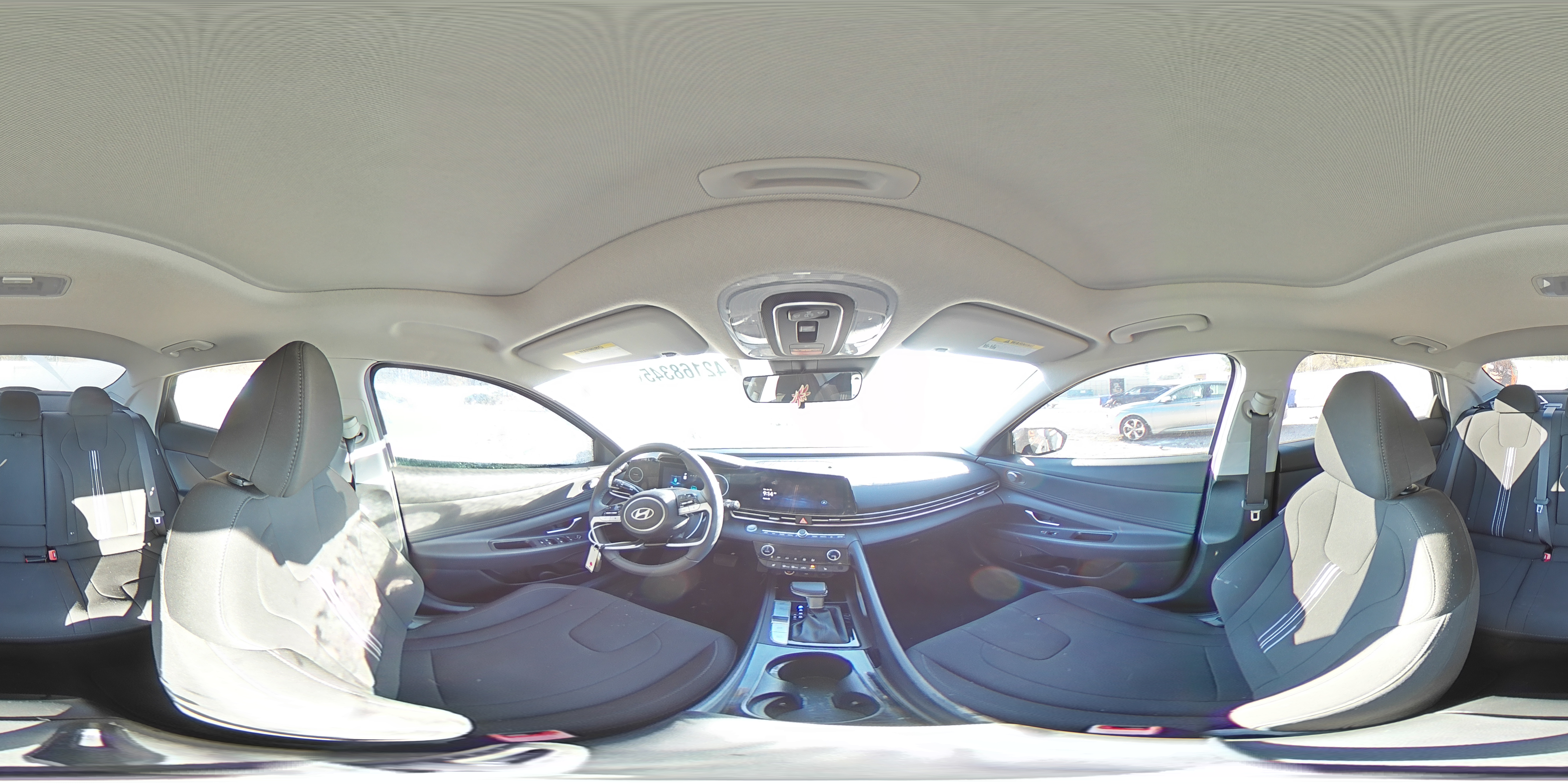 2024 Hyundai Elantra - Image 12