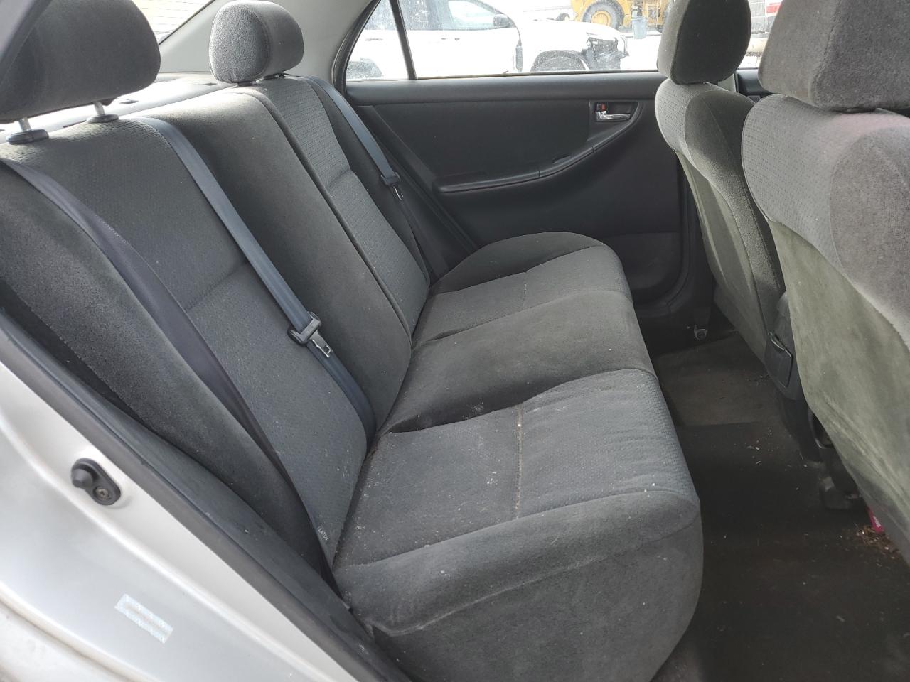 2004 Toyota Corolla - Image 10