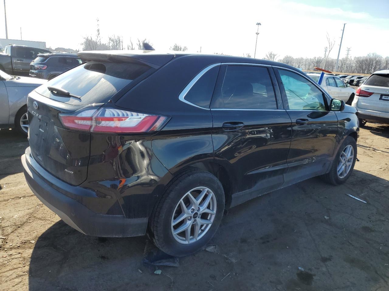 2023 Ford Edge - Image 3