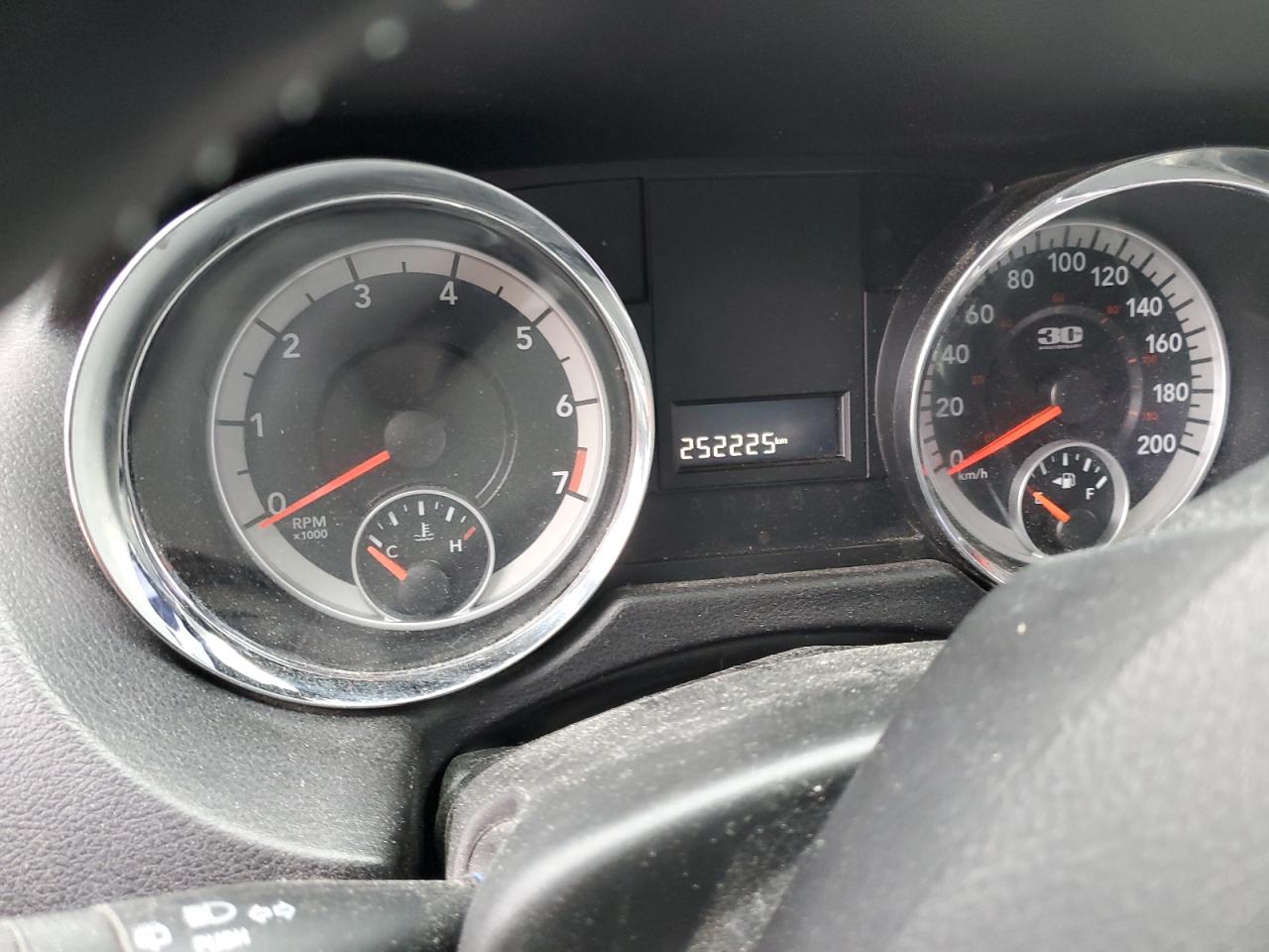 2014 Dodge Caravan - Image 9