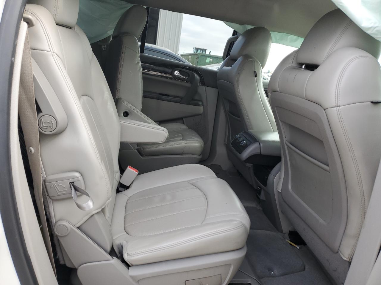 2014 Buick Enclave - Image 11