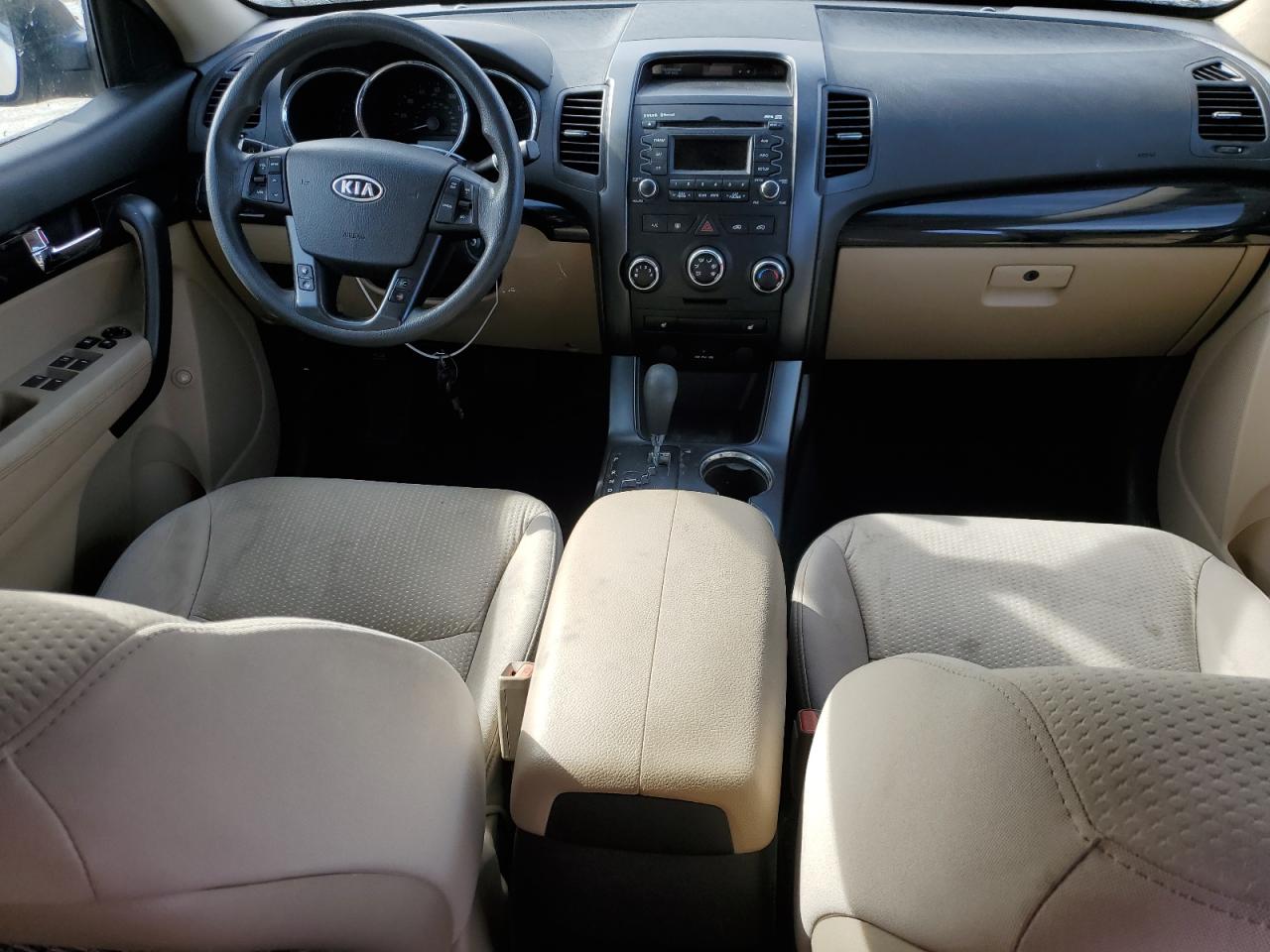 2011 Kia Sorento - Image 8