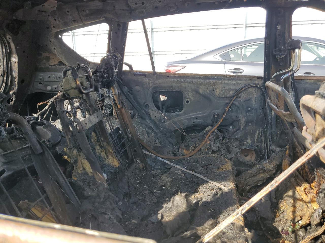 2015 Toyota RAV 4 - Image 10