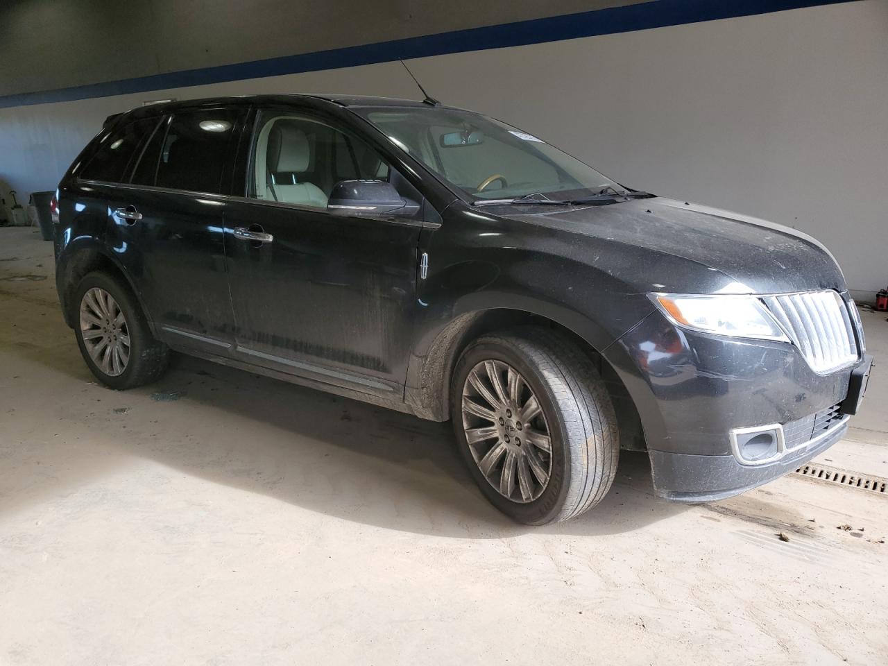 2013 Lincoln MKX - Image 4