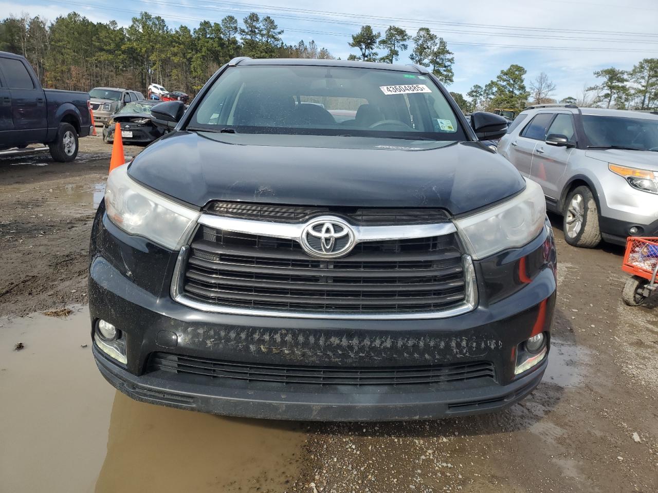 2014 Toyota Highlander - Image 5