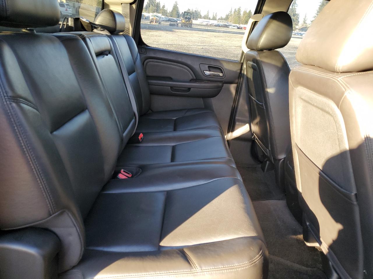 2010 GMC Sierra - Image 10