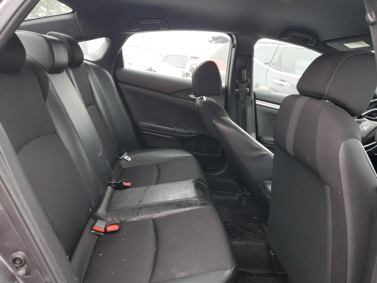 2019 Honda Civic - Image 10