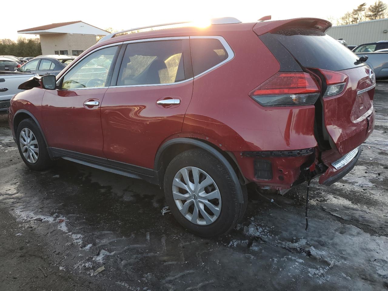 2017 Nissan Rogue - Image 2