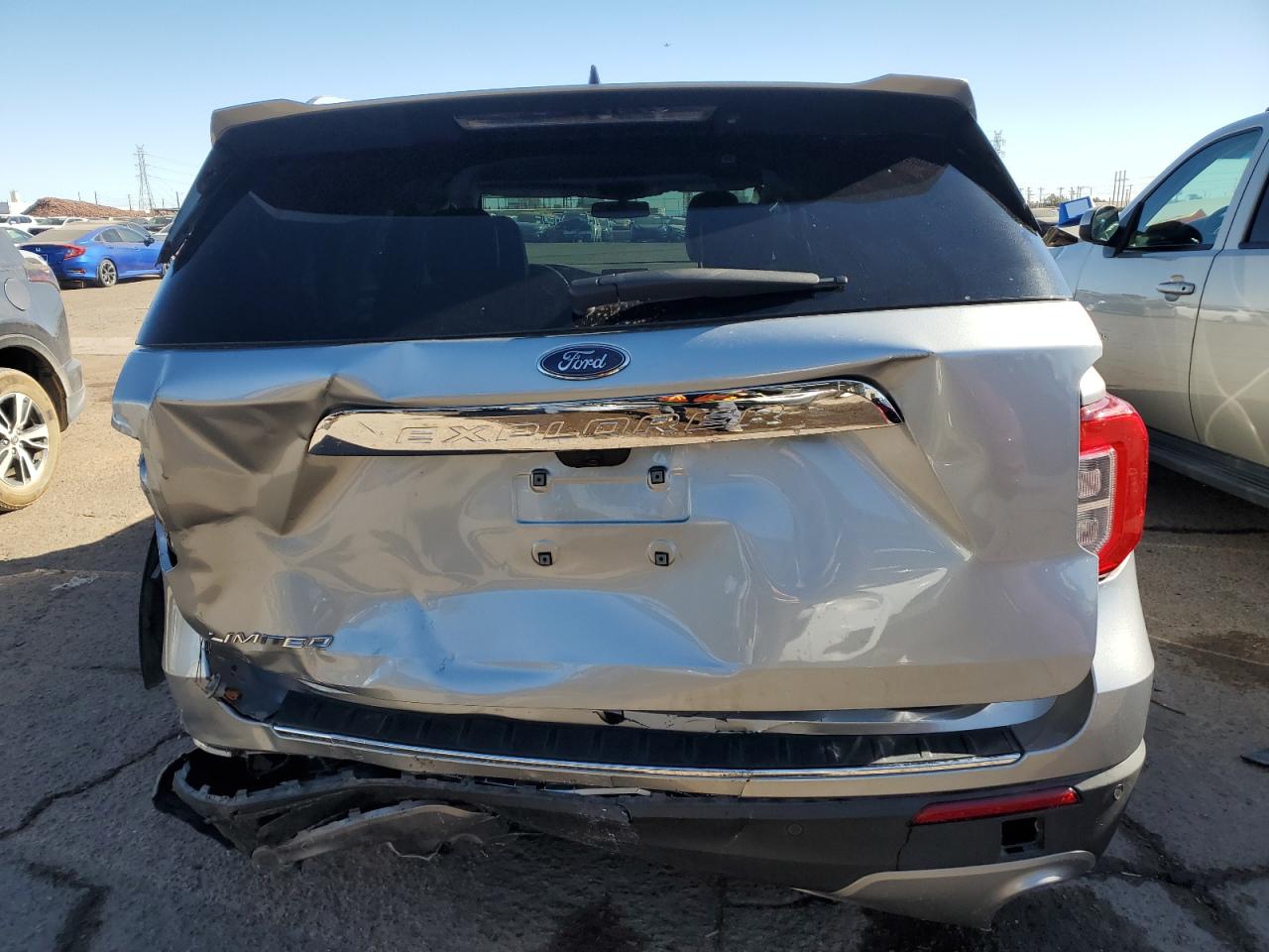 2023 Ford Explorer - Image 6