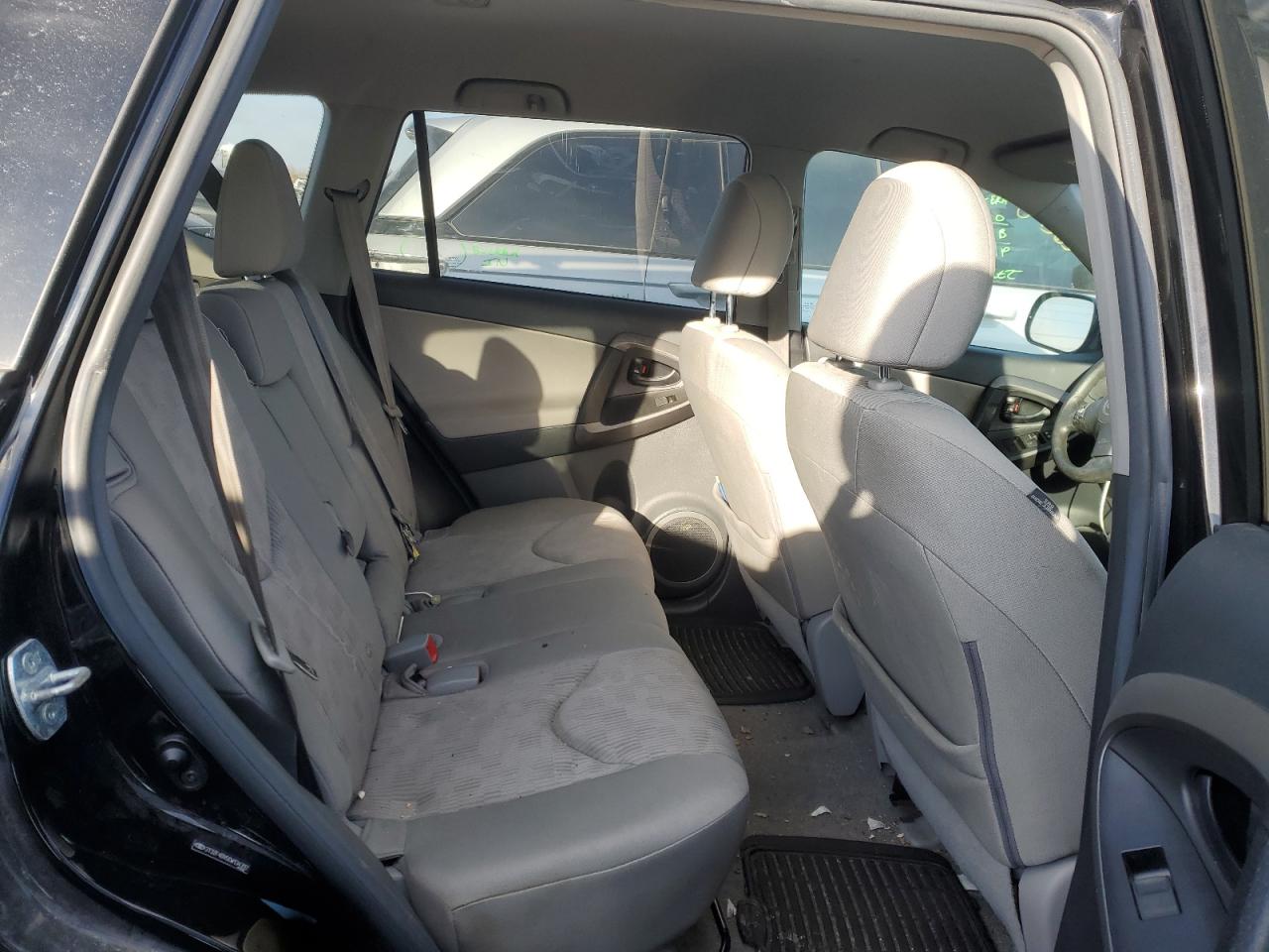 2012 Toyota RAV 4 - Image 10