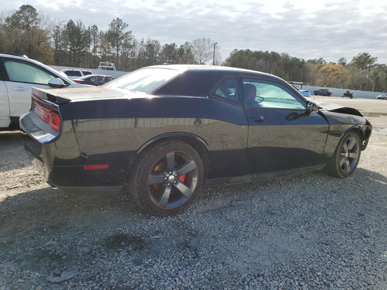 2014 Dodge Challenger - Image 3