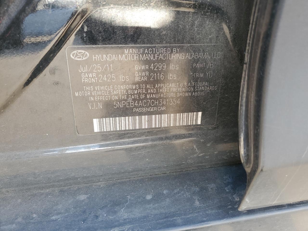 2012 Hyundai Sonata - Image 15