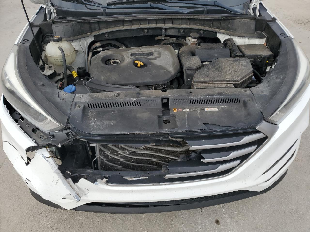 2018 Hyundai Tucson - Image 12
