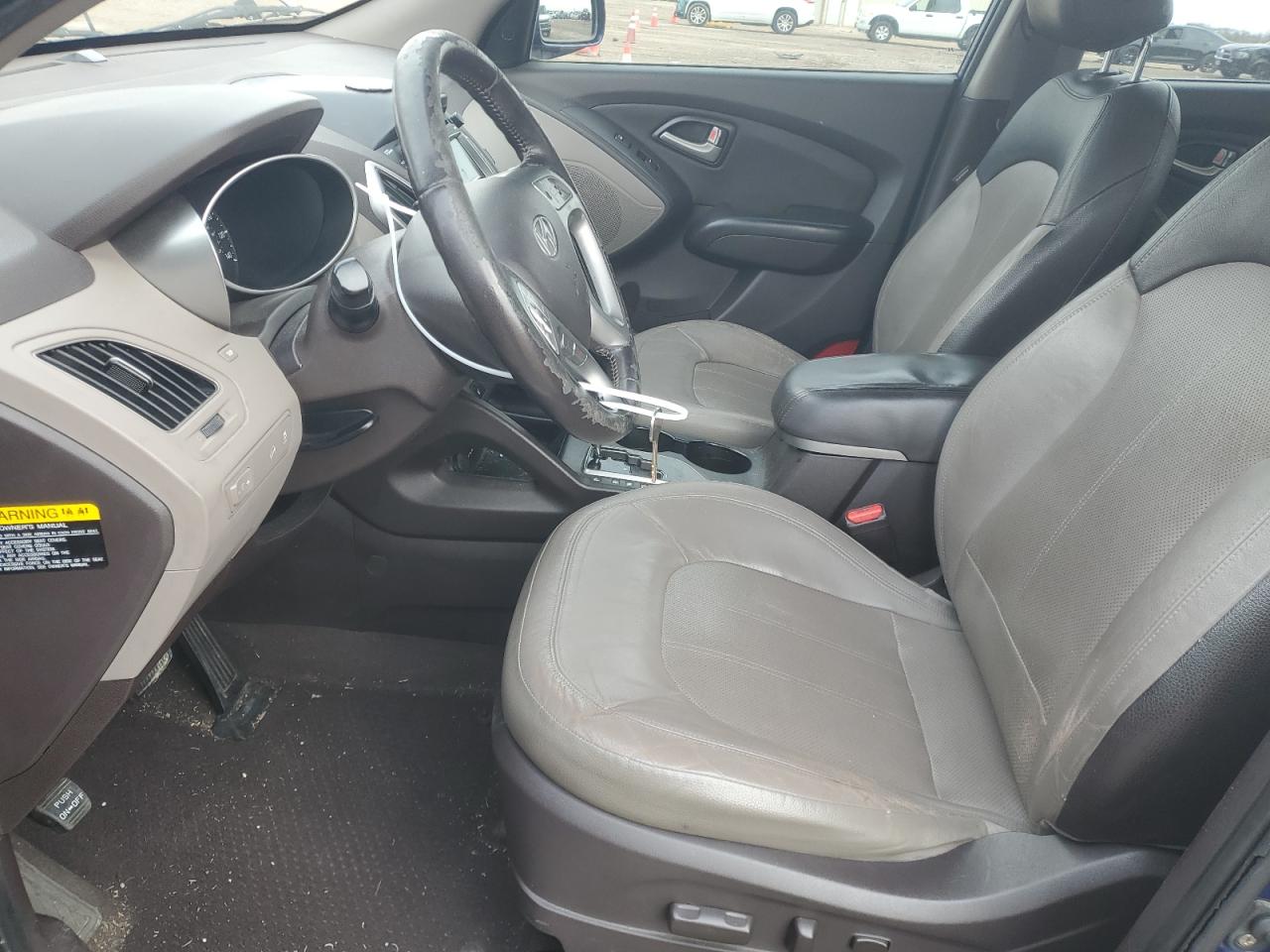 2010 Hyundai Tucson - Image 7