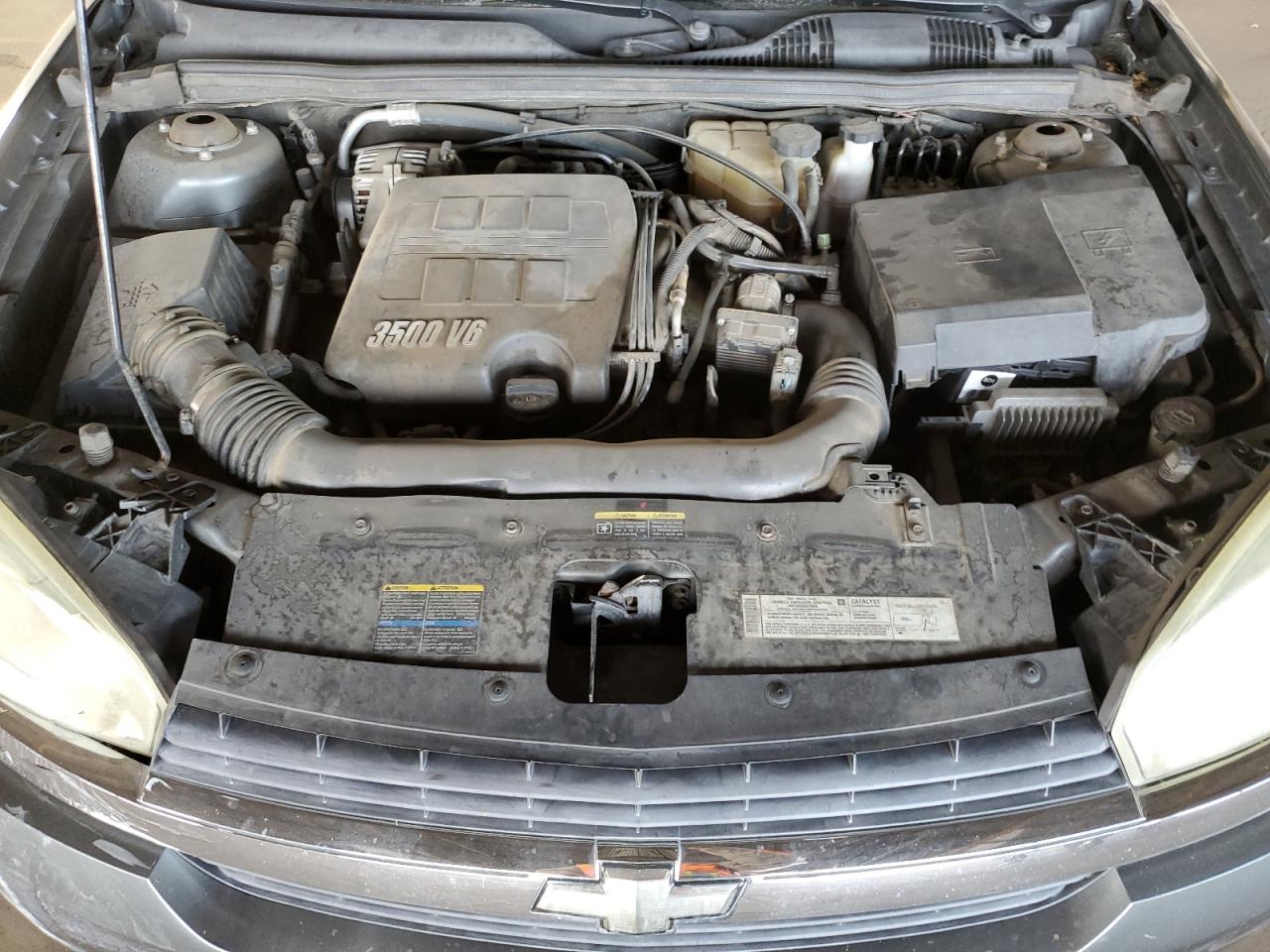 2005 Chevrolet Malibu - Image 11