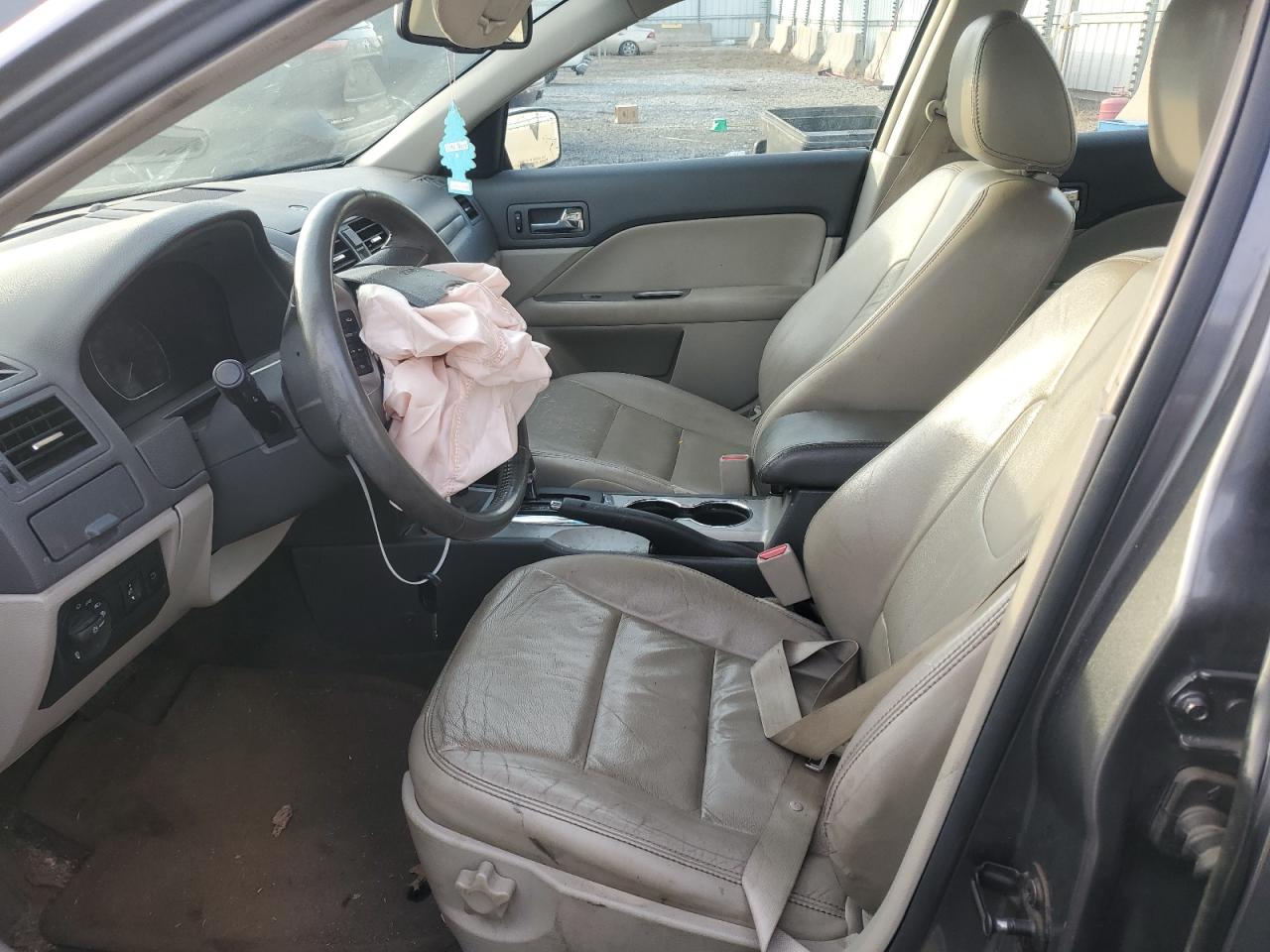2010 Ford Fusion - Image 7