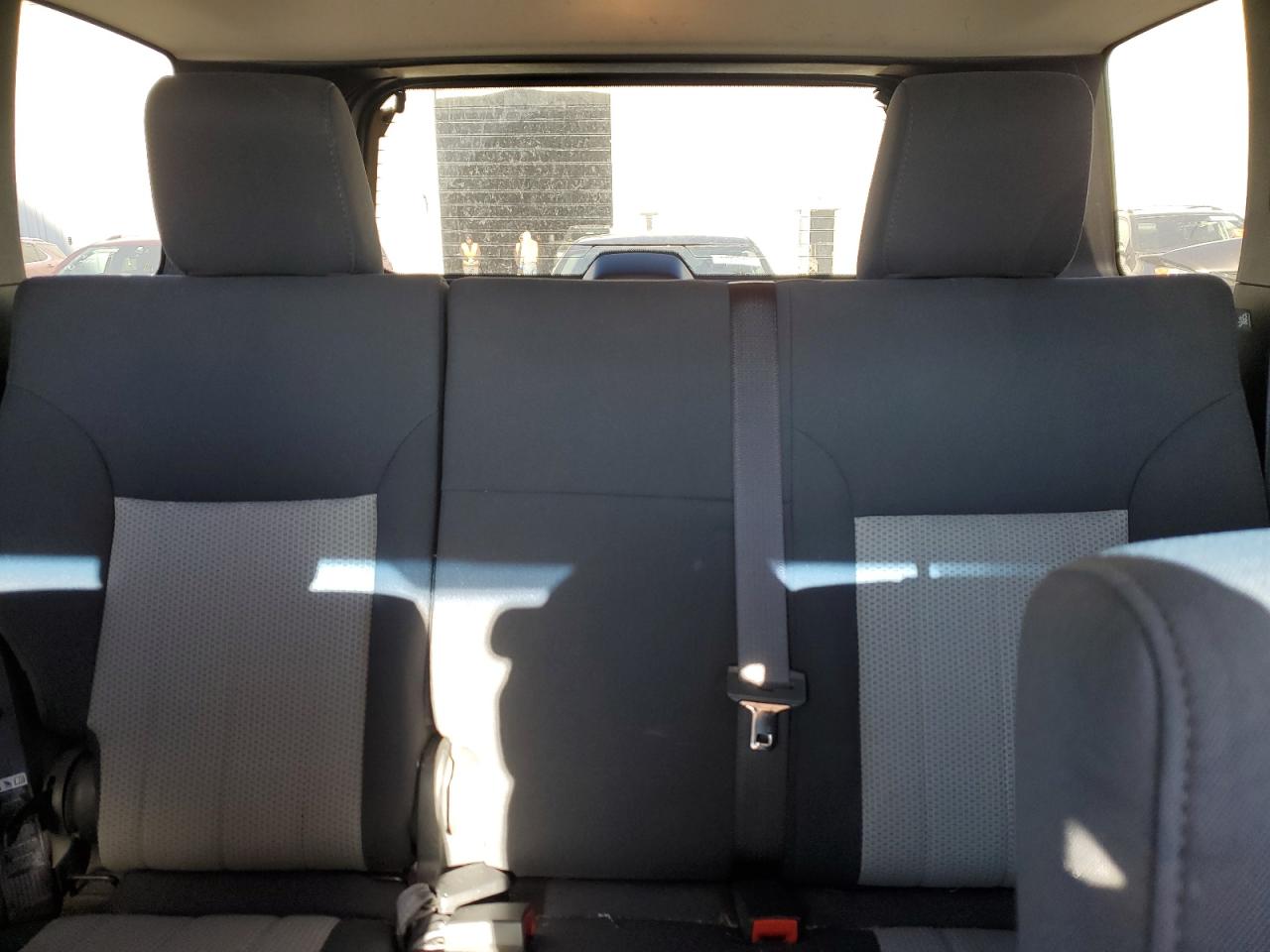 2009 Jeep Liberty (North America) - Image 10