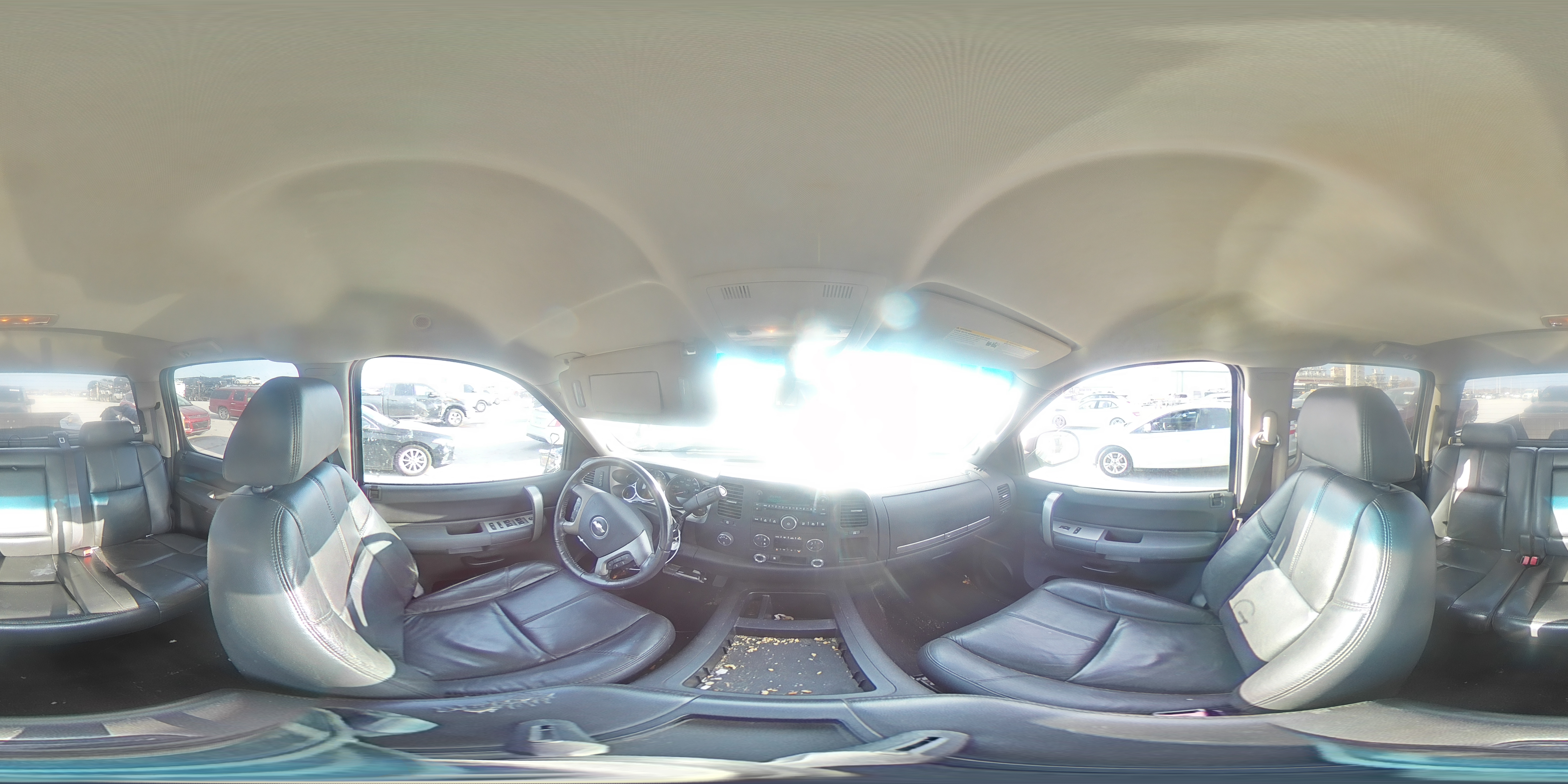 2007 Chevrolet Silverado - Image 13