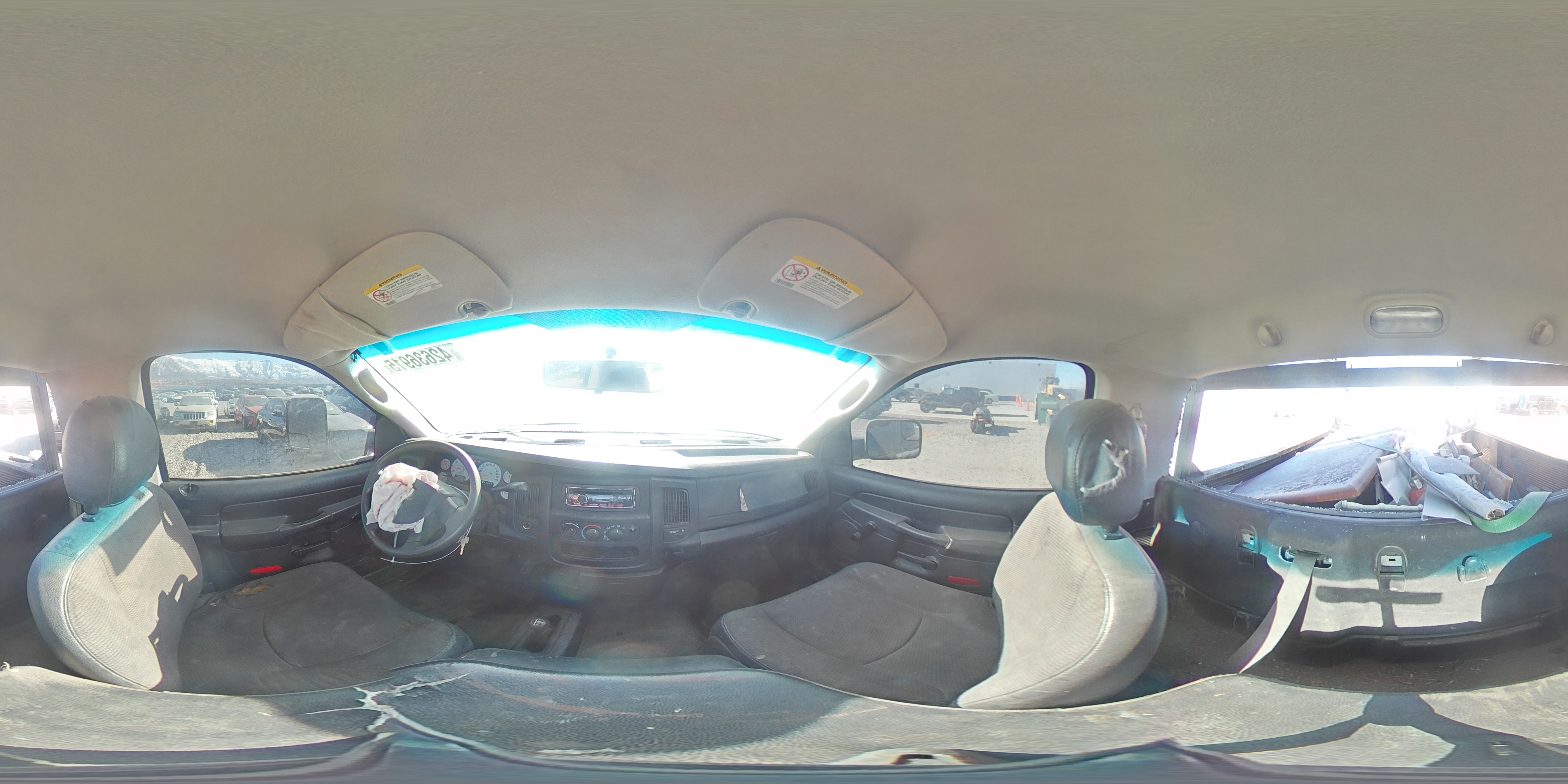 2005 Dodge RAM - Image 12