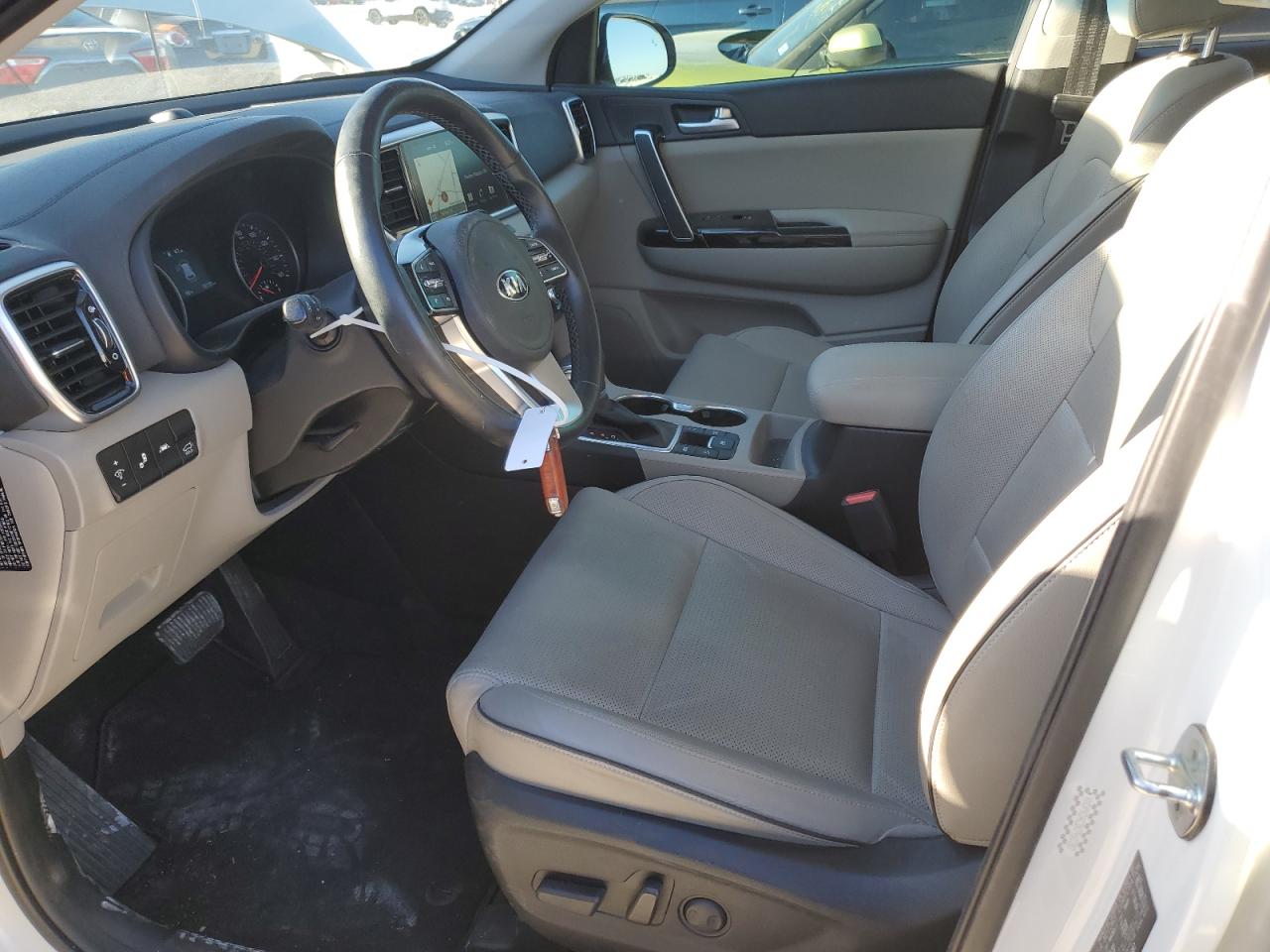 2022 Kia Sportage - Image 7