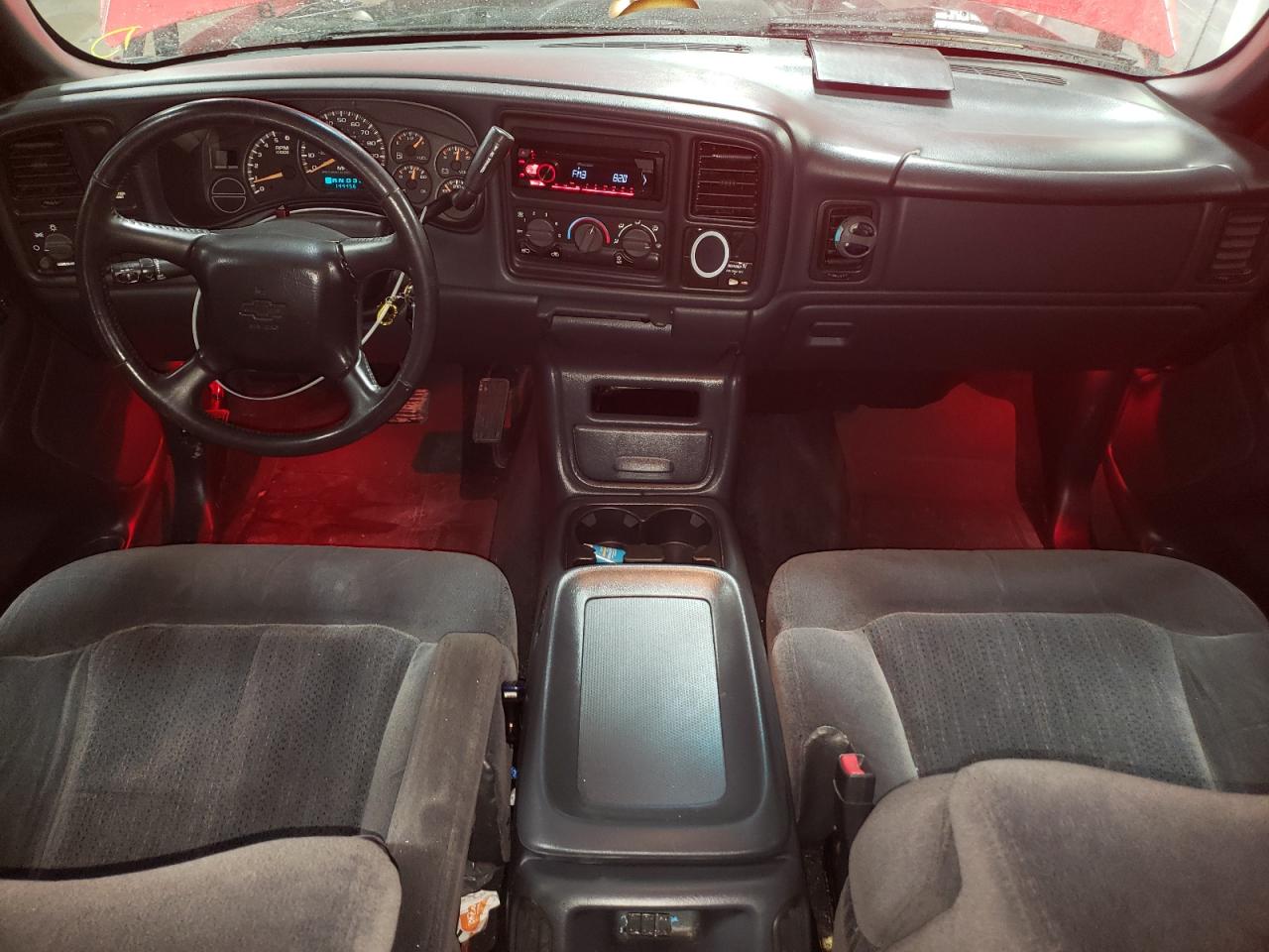 2002 Chevrolet Silverado - Image 8