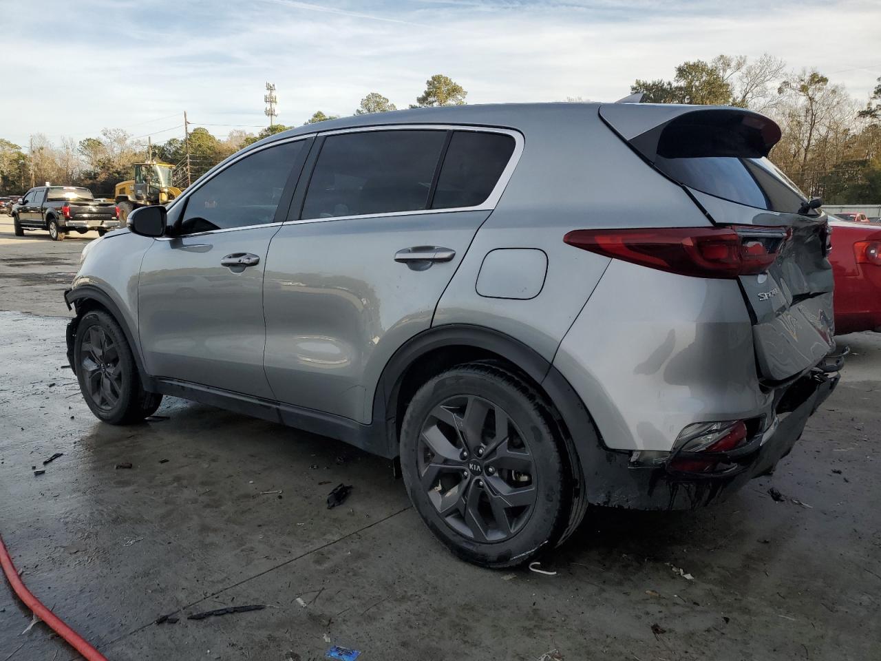 2022 Kia Sportage - Image 2