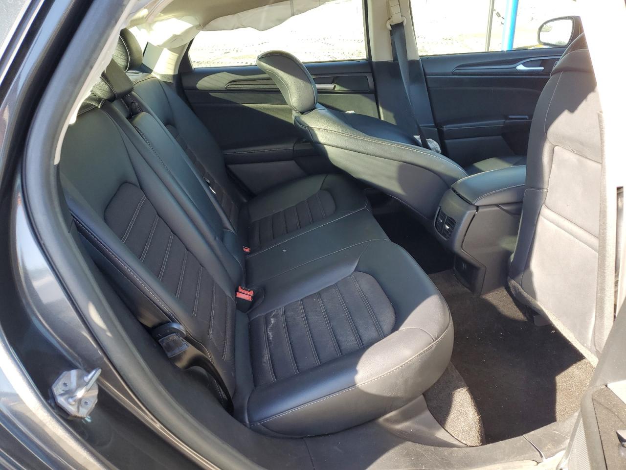 2018 Ford Fusion - Image 10