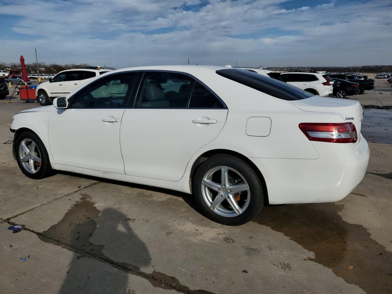 2010 Toyota Camry - Image 2