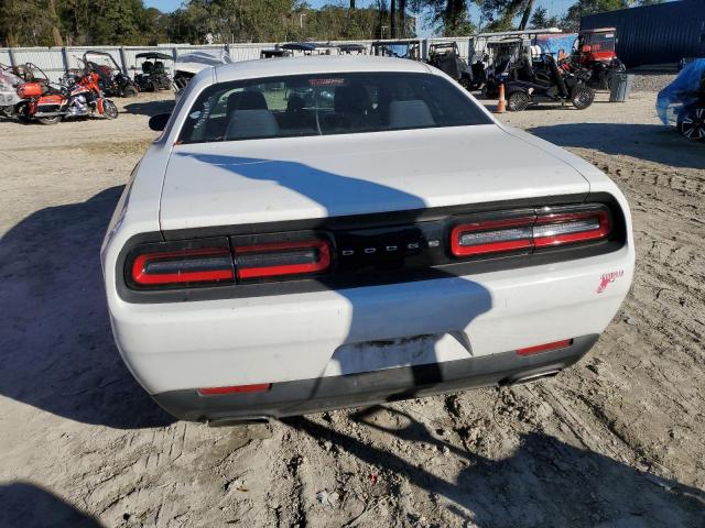  DODGE CHALLENGER 2016 Белый