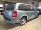 2010 Chrysler Town & Country Touring იყიდება Indianapolis-ში, IN - Front End