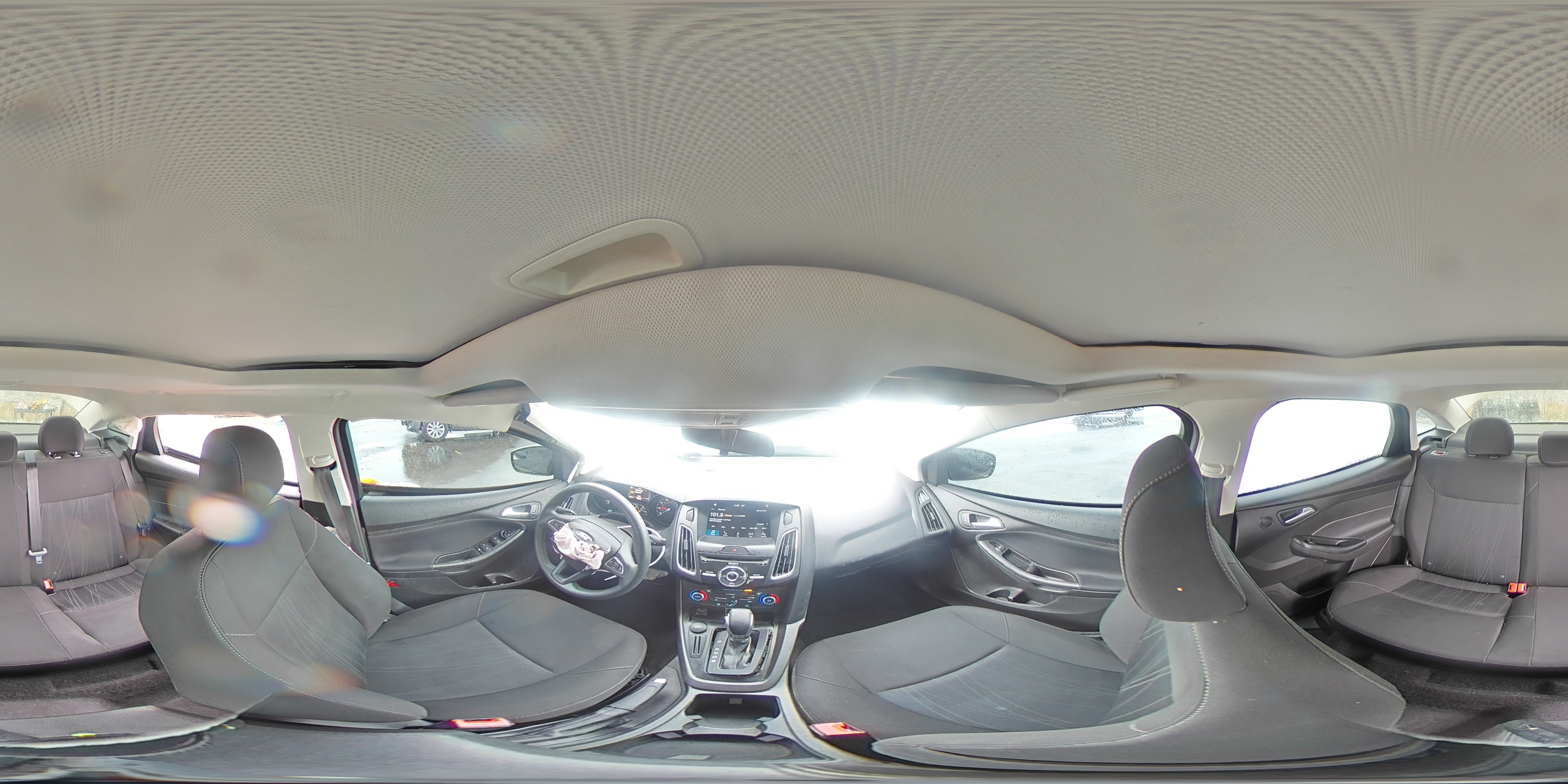 2018 Ford Focus - Image 13