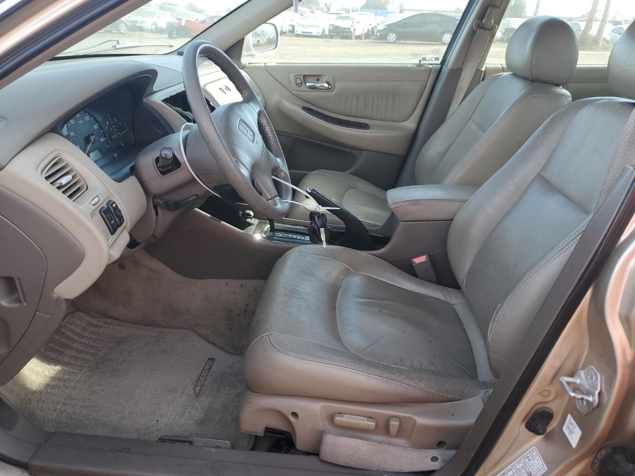 2000 Honda Accord - Image 7