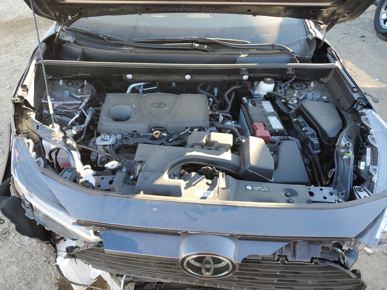 2024 Toyota RAV 4 - Image 12