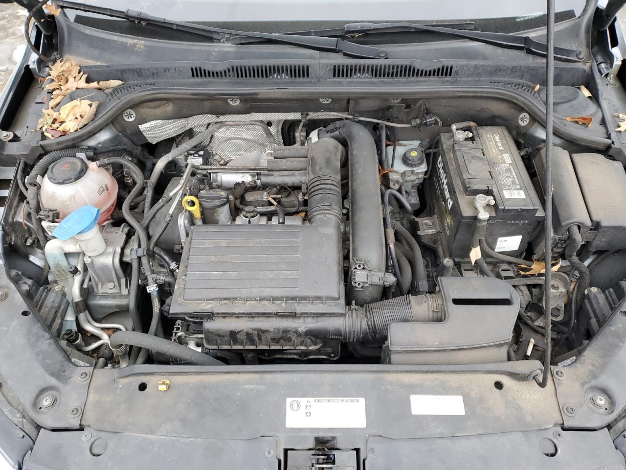 2018 Volkswagen Jetta - Image 11
