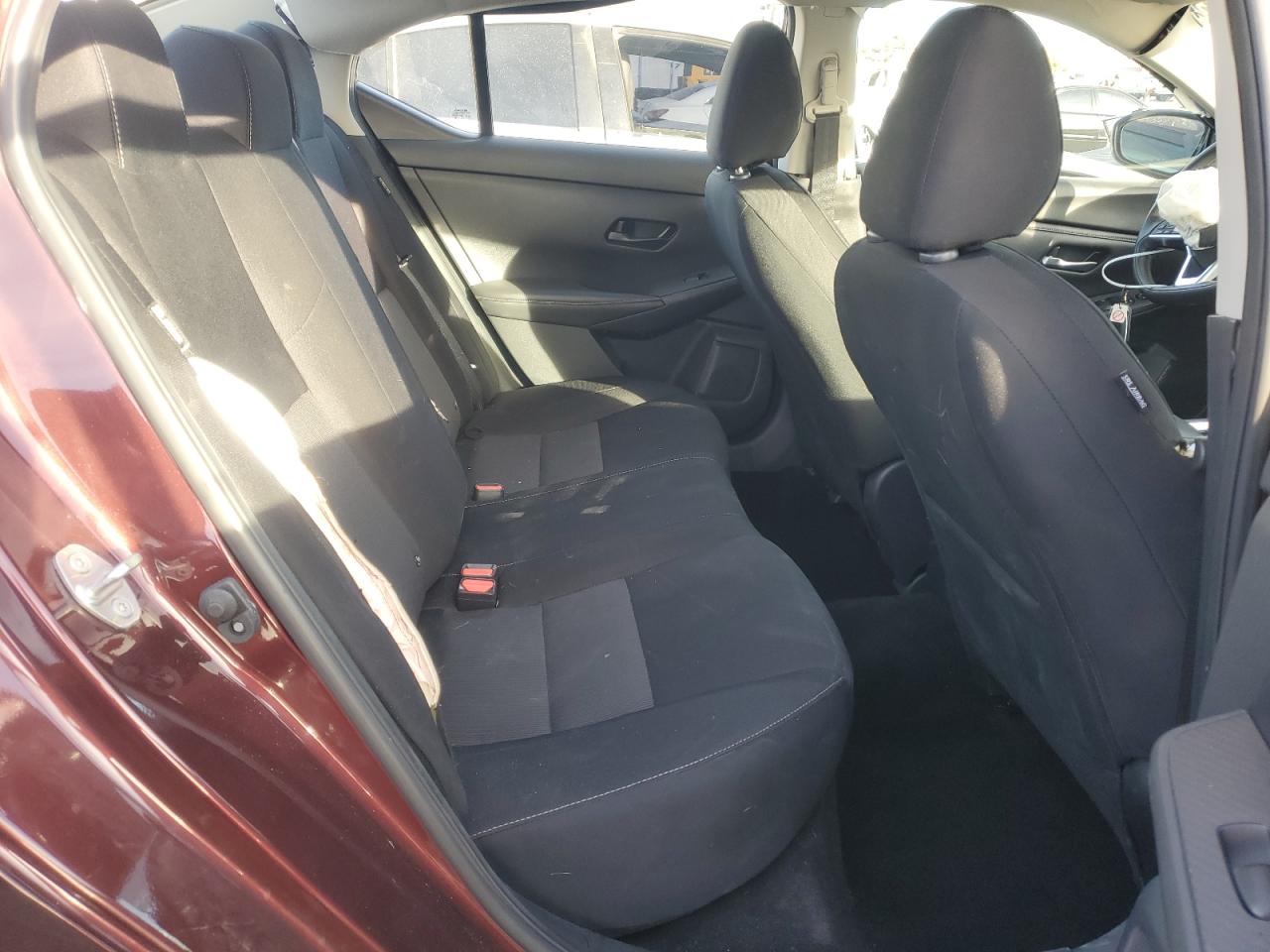 2024 Nissan Sentra - Image 10