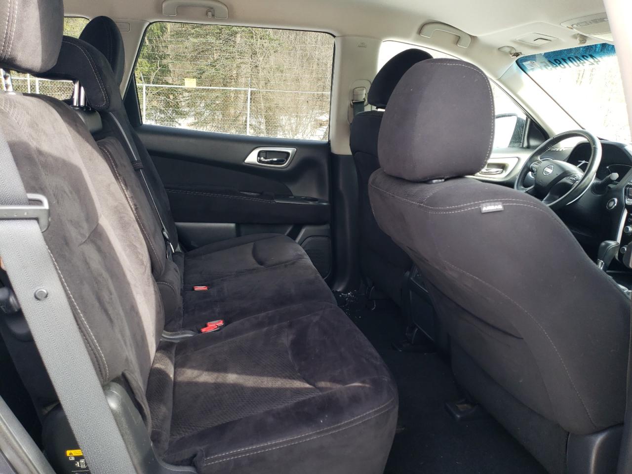 2014 Nissan Pathfinder - Image 11