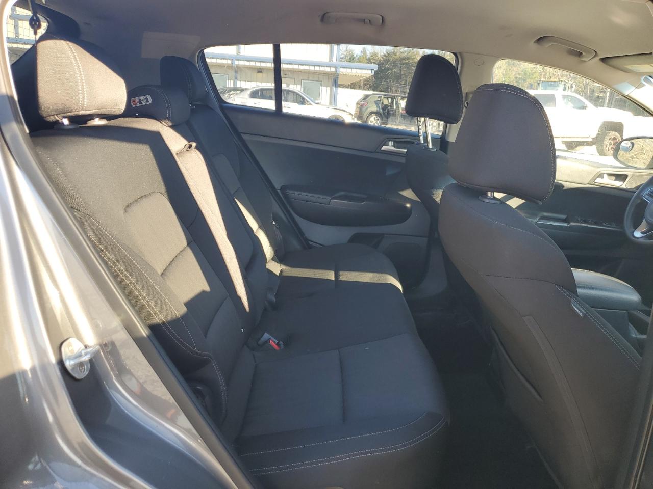 2017 Kia Sportage - Image 11