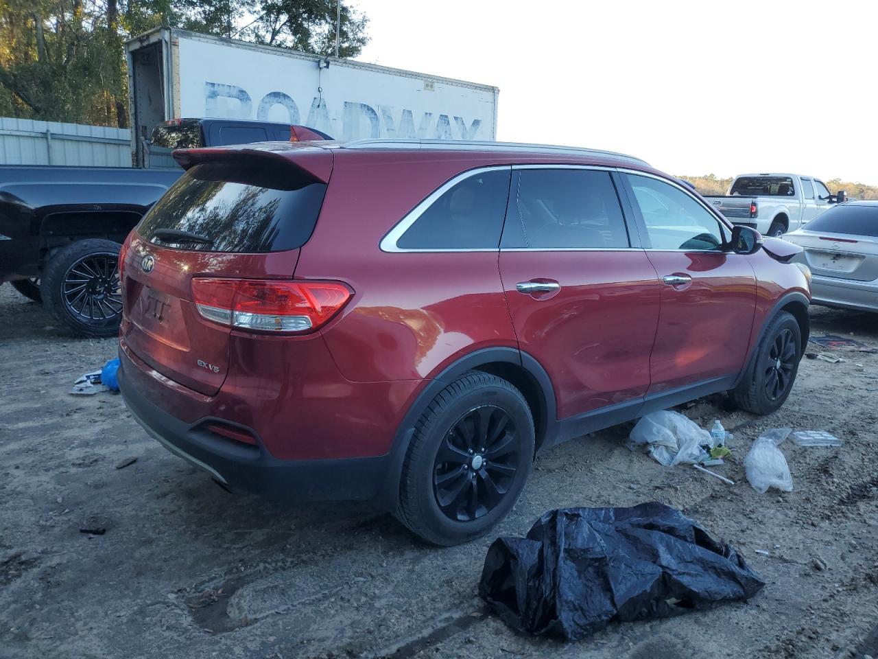 2016 Kia Sorento - Image 3