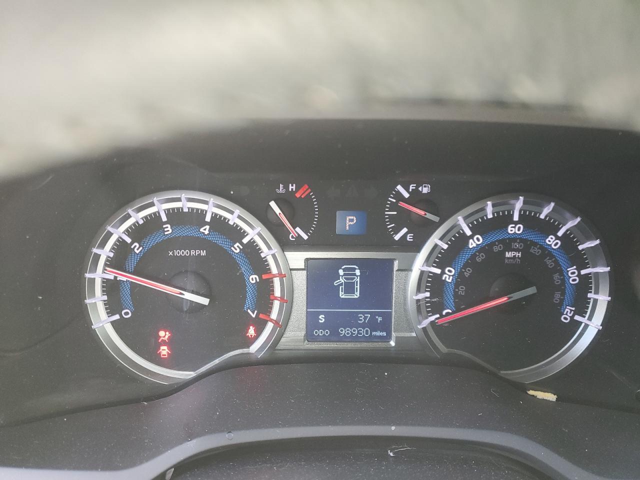 2018 Toyota 4Runner - Image 9