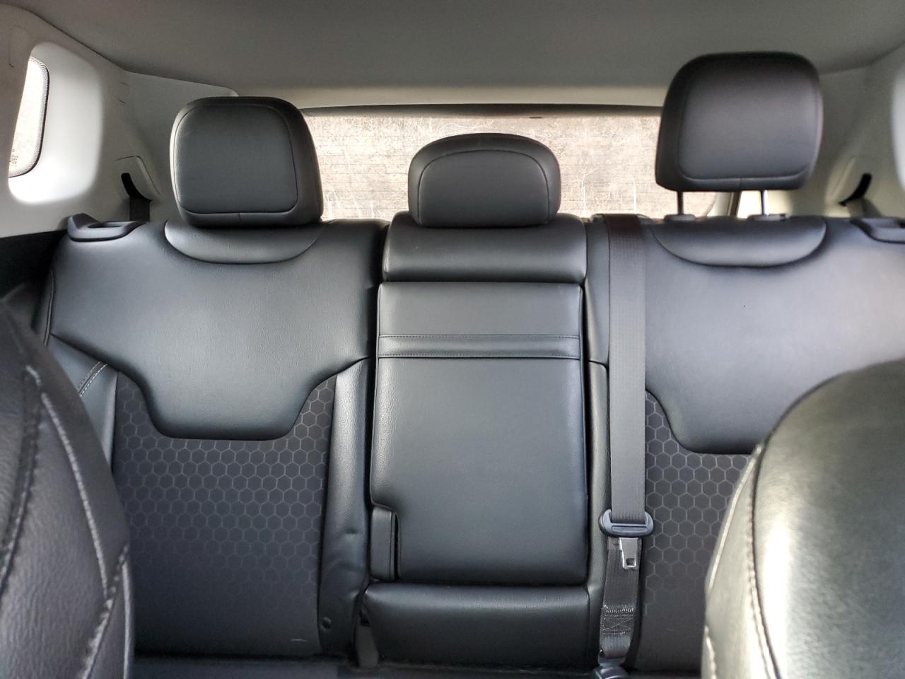 2019 Jeep Compass - Image 10